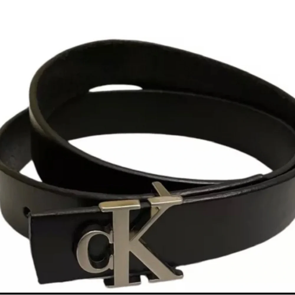 Calvin Klein Black Genuine Harness Leather Vintage CK Logo Belt. SHIPS FREE!